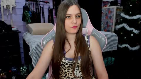 Dirty Priest and Ivi online show from January 2025 08:55:01 PM