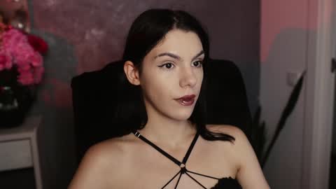 Snapshot of mistress_rochelle chatting on December 2024 03:24:02 PM Miss Rochelle online show from December 2024 03:24:02 PM