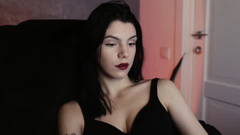 Snapshot of mistress_rochelle chatting on January 2025 04:12:02 PM Miss Rochelle online show from January 2025 04:12:02 PM