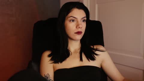 Snapshot of mistress_rochelle chatting on January 2025 08:04:02 AM Miss Rochelle online show from January 2025 08:04:02 AM