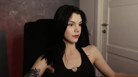 Snapshot of mistress_rochelle chatting on March 2025 01:47:02 AM Miss Rochelle online show from March 2025 01:47:02 AM