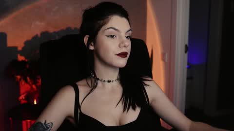 Snapshot of mistress_rochelle chatting on March 2025 10:10:02 PM Miss Rochelle online show from March 2025 10:10:02 PM