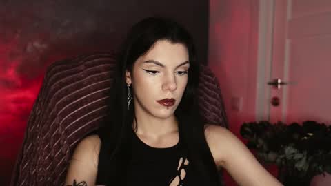 Snapshot of mistress_rochelle chatting on October 2025 12:04:01 AM Miss Rochelle online show from October 2025 12:04:01 AM