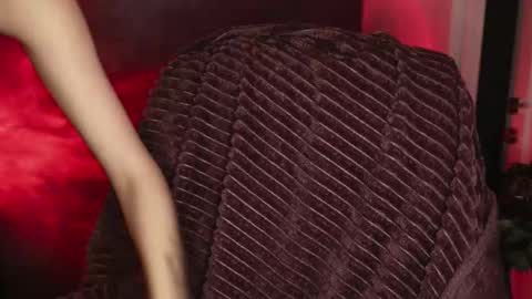 Snapshot of mistress_rochelle chatting on November 2025 02:44:01 AM Miss Rochelle online show from November 2025 02:44:01 AM