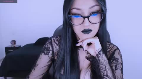 Snapshot of mistress_zafirah chatting on October 2025 12:54:02 AM Mistress online show from October 2025 12:54:02 AM