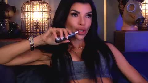 Elenia online show from June 2026 11:31:01 AM