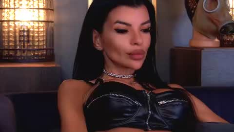 Elenia online show from June 2026 02:34:01 PM