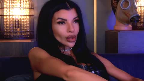 Elenia online show from June 2026 07:58:01 AM
