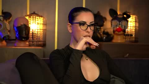 Mistress Kelly online show from May 2026 10:11:02 PM