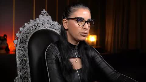 Mistress Kelly online show from June 2026 07:05:01 PM