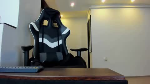 Mistress KiRa online show from March 2026 05:37:02 PM