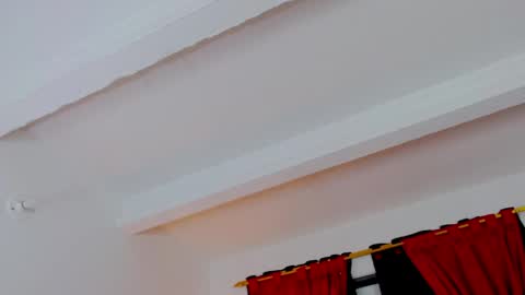 Mistresslombana online show from May 2026 05:46:01 AM