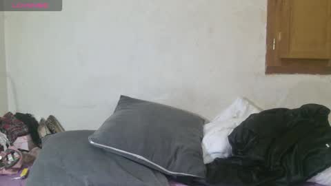 mistressmilly32 online show from December 2025 10:35:01 AM