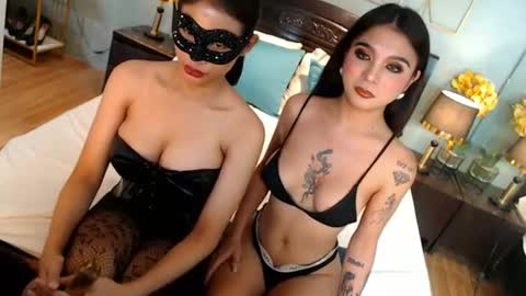 mistressmoonluna online show from July 2026 07:23:02 AM