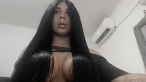 Snapshot of mistressxxalice chatting on November 2025 01:27:02 AM ALICE MADANE online show from November 2025 01:27:02 AM