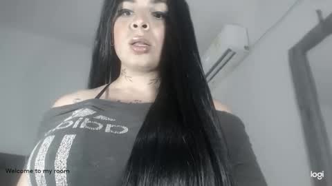 Snapshot of mistressxxalice chatting on February 2026 04:01:02 AM ALICE MADANE online show from February 2026 04:01:02 AM