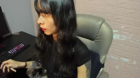 Emma  online show from March 2026 12:32:02 PM