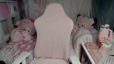 Snapshot of mistymystic chatting on September 2025 09:20:01 PM Misty online show from September 2025 09:20:01 PM