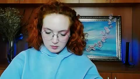 Snapshot of mistyrosee chatting on April 2026 07:33:02 AM Aria online show from April 2026 07:33:02 AM