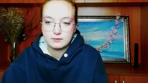 Snapshot of mistyrosee chatting on April 2026 06:17:02 AM Aria online show from April 2026 06:17:02 AM