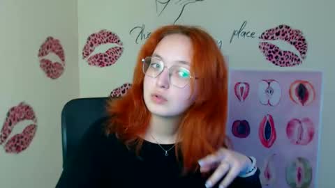 Snapshot of mistyrosee chatting on May 2026 11:37:01 AM Aria online show from May 2026 11:37:01 AM
