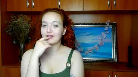 Snapshot of mistyrosee chatting on May 2026 07:15:01 AM Aria online show from May 2026 07:15:01 AM
