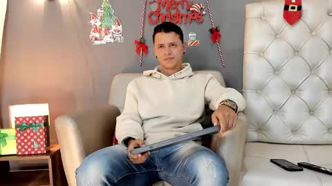 mitchell online show from December 2024 12:07:02 AM