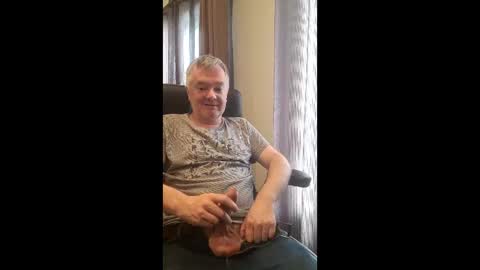 Snapshot of mitchoxxford chatting on March 2026 12:49:01 AM mitchoxxford online show from March 2026 12:49:01 AM