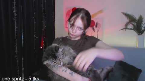 Yuka online show from February 2025 07:14:02 PM