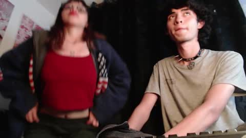 Snapshot of mixipeach chatting on January 2026 11:25:01 PM Naomi and Nekorii online show from January 2026 11:25:01 PM