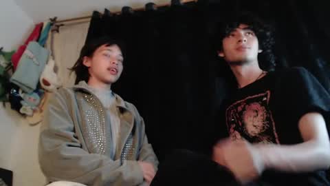 Naomi and Nekorii online show from April 2026 06:17:01 AM
