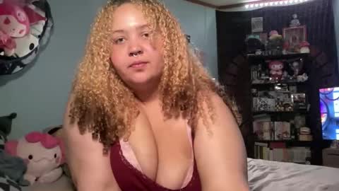 Snapshot of mixxedgoodness222 chatting on December 2025 03:23:02 AM mixxedgoodness222 online show from December 2025 03:23:02 AM