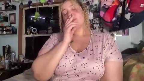 Snapshot of mixxedgoodness222 chatting on February 2026 03:54:01 AM mixxedgoodness222 online show from February 2026 03:54:01 AM