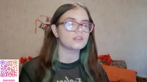 Milana online show from October 2025 07:32:01 AM