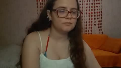 Snapshot of miyabe chatting on July 2026 03:55:01 PM Milana online show from July 2026 03:55:01 PM