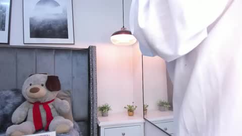Snapshot of miyu_komori chatting on March 2026 08:30:02 PM miyu_komori online show from March 2026 08:30:02 PM