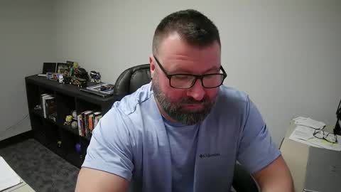 Snapshot of mlangworthy chatting on April 2026 06:27:02 PM MLangworthy online show from April 2026 06:27:02 PM