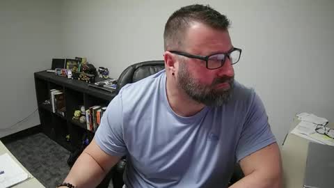 Snapshot of mlangworthy chatting on April 2026 02:58:01 PM MLangworthy online show from April 2026 02:58:01 PM