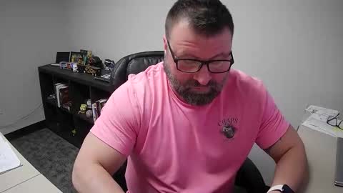 Snapshot of mlangworthy chatting on April 2026 02:39:01 PM MLangworthy online show from April 2026 02:39:01 PM