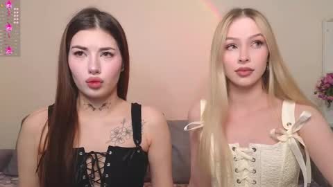 Snapshot of mmkakpoxyi22 chatting on December 2024 08:20:01 AM alice and ray online show from December 2024 08:20:01 AM