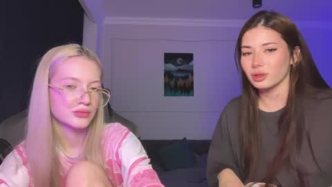 Snapshot of mmkakpoxyi22 chatting on March 2026 09:21:02 PM alice and ray online show from March 2026 09:21:02 PM