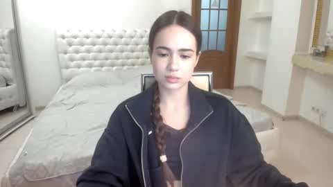 Beata online show from February 2025 05:26:02 PM