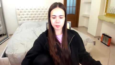 Beata online show from February 2025 06:30:01 PM