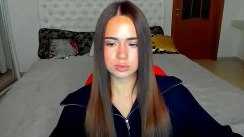 Beata online show from October 2025 07:04:02 PM