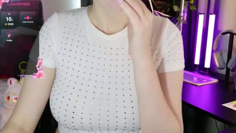 Snapshot of mmm_sweety_kitty chatting on February 2026 08:10:02 AM mmm_sweety_kitty online show from February 2026 08:10:02 AM