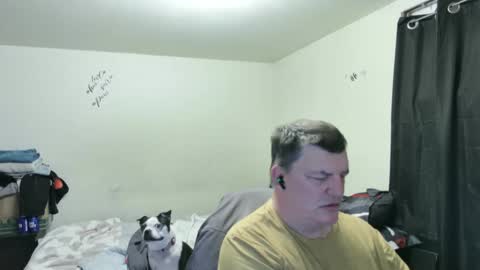 Snapshot of mmmthatsfunnn chatting on January 2025 05:00:01 AM mmmthatsfunnn online show from January 2025 05:00:01 AM