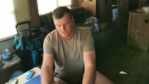 Snapshot of mmmthatsfunnn chatting on September 2025 10:01:02 PM mmmthatsfunnn online show from September 2025 10:01:02 PM