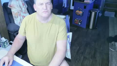 Snapshot of mmmthatsfunnn chatting on January 2026 11:52:02 PM mmmthatsfunnn online show from January 2026 11:52:02 PM