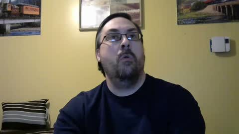 Snapshot of mmr45 chatting on January 2025 04:44:02 AM mmr45 online show from January 2025 04:44:02 AM