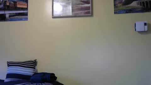 Snapshot of mmr45 chatting on January 2025 10:48:01 PM mmr45 online show from January 2025 10:48:01 PM